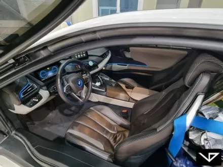 BMW_i8_봐라다이스_실내커스텀_자동차실내_실내염색_아이보리_자동차꾸미기_내차꾸미기_차량실내_1티어_커스텀장인_유튜브 / 화성시 정남면