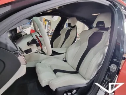 bmw_m5_봐라다이스_실내커스텀_자동차실내_실내염색_아이보리_자동차꾸미기_차량실내_1티어_커스텀장인_유튜브 / 화성시 정남면