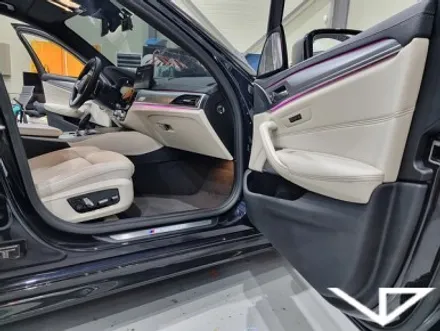 BMW_M550i_봐라다이스_실내커스텀_자동차실내_실내염색_아이보리_자동차꾸미기_차량실내_실내예쁜차_1티어_커스텀장인_유튜브 / 화성시 정남면