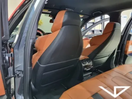 bmw_m5_봐라다이스_실내커스텀_자동차실내_실내염색_아이보리_자동차꾸미기_차량실내_1티어_커스텀장인_유튜브 / 화성시 정남면