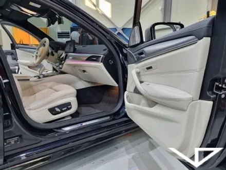 BMW_M550i_봐라다이스_실내커스텀_자동차실내_실내염색_아이보리_자동차꾸미기_차량실내_실내예쁜차_1티어_커스텀장인_유튜브 / 화성시 정남면