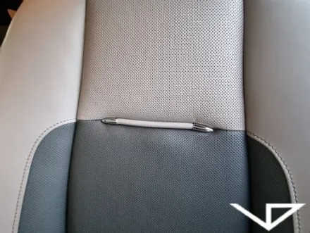 롤스로이스_레이스_봐라다이스_실내커스텀_자동차실내_실내염색_티파니_민트_자동차꾸미기_차량실내_내차꾸미기_1티어_커스텀장인_유튜브 / 화성시 정남면