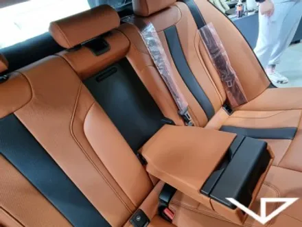 bmw_m5_봐라다이스_실내커스텀_자동차실내_실내염색_아이보리_자동차꾸미기_차량실내_1티어_커스텀장인_유튜브 / 화성시 정남면
