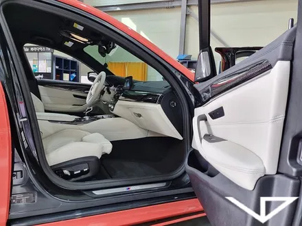 bmw_m5_봐라다이스_실내커스텀_자동차실내_실내염색_아이보리_자동차꾸미기_차량실내_1티어_커스텀장인_유튜브 / 화성시 정남면
