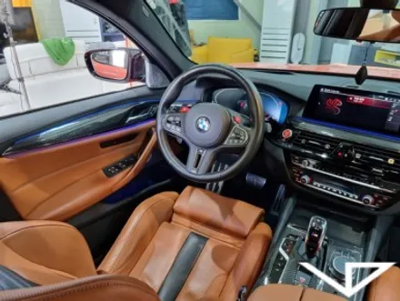 bmw_m5_봐라다이스_실내커스텀_자동차실내_실내염색_아이보리_자동차꾸미기_차량실내_1티어_커스텀장인_유튜브 / 화성시 정남면