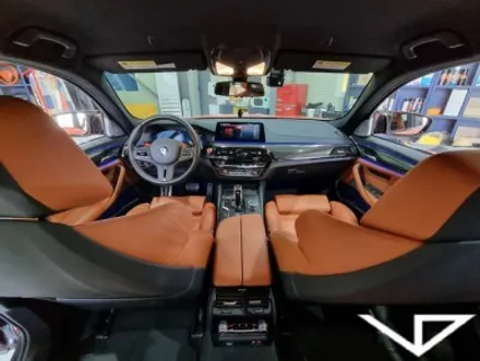bmw_m5_봐라다이스_실내커스텀_자동차실내_실내염색_아이보리_자동차꾸미기_차량실내_1티어_커스텀장인_유튜브 / 화성시 정남면