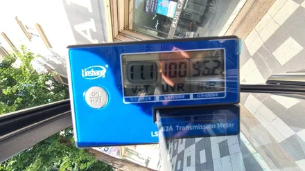 벤츠 E300 푸른 하늘을 담은 블락포디 스카이블루 반사썬팅