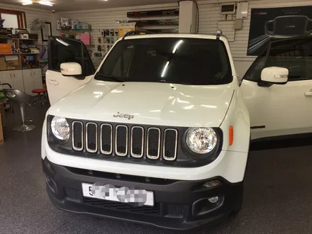 jeep 레니게이드 2.4 카컴 안드로이드 올인원 설치