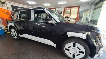 ev9 GT 하늘은 품은 블락포디 스카이블루 썬팅