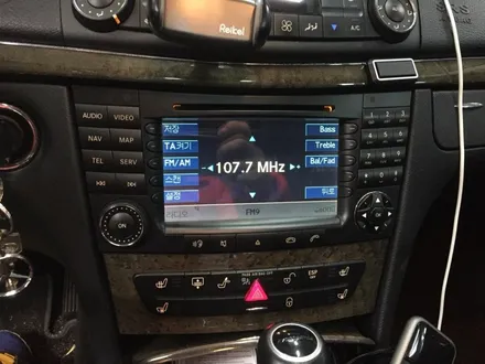 벤츠 W211 E350 7인치 순정 AV 탈착후 카컴 안드로이드 올인원 설치