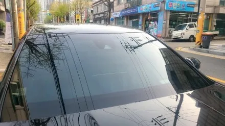 주안 k9 전면썬팅 어른거림과 기스로 인한 재시공