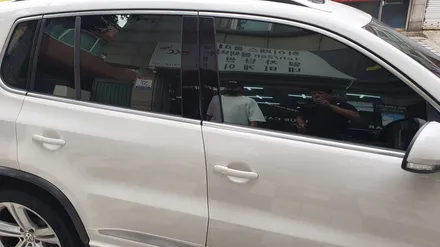 티구안 넥스가드 뉴 프리미엄보스 반반사 썬팅시공
