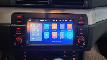 레트로 감성의 BMW 3시리즈 인천 안드로이드 올인원 설치