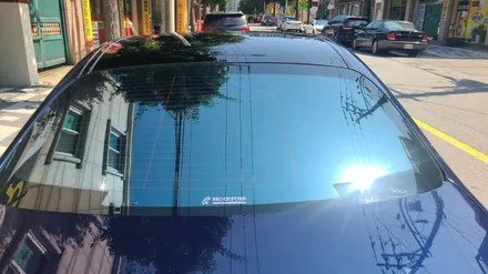 벤츠 E300 푸른 하늘을 담은 블락포디 스카이블루 반사썬팅