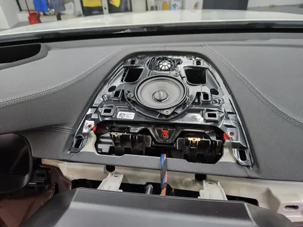 BMW 6GT  G32 회오리엠비언트 AVI스피커 BM100. 미드.트위터.센터스피커장착.대전 엠제이솔루션. / 대전,세종,청주