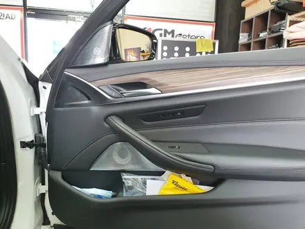 BMW 5시리즈 G30 오버젠 회오리 엠비언트 스피커셋 장착. / 대전,세종,청주
