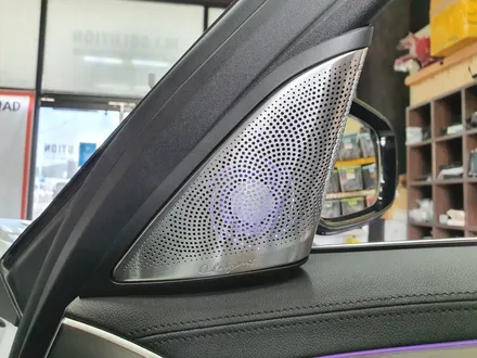 BMW 5시리즈 G30 오버젠 회오리 엠비언트 스피커셋 장착. / 대전,세종,청주