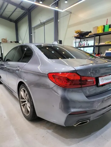 BMW G30 520d 사틴블랙 전체랩핑 그릴랩핑 / 양주 백석읍