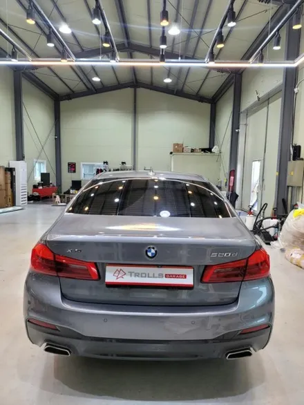 BMW G30 520d 사틴블랙 전체랩핑 그릴랩핑 / 양주 백석읍