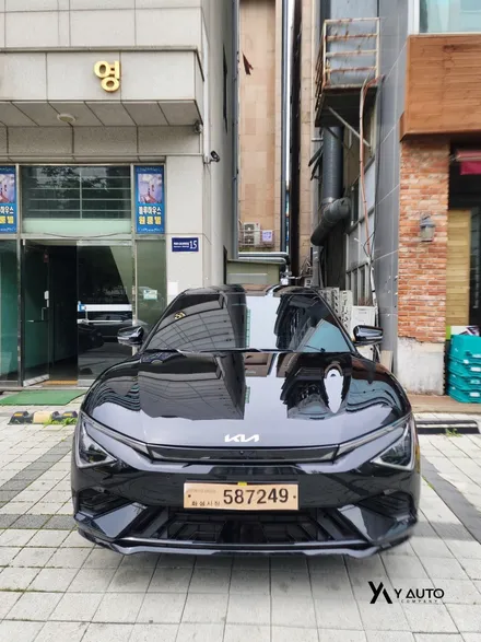 기아 전기차 EV6 티타늄썬팅으로 프라이버시와 효율 모두 챙기기 / 인천 연수구 송도동