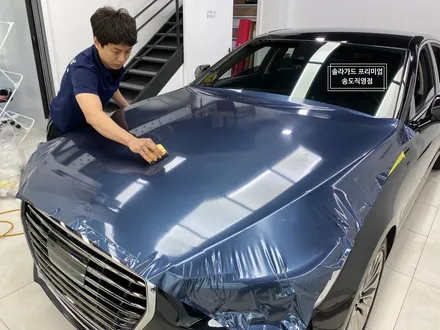 인천 랩핑 제네시스 EQ900 gloss glacier gray(유광 그레이셔 그레이) 시공퀄리티는 솔라가드 프리미엄 송도직영점이 최고!! / 인천 연수구 송도동