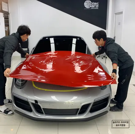 포르쉐 911 카레라 4GTS 드래곤파이어레드 전체랩핑으로 존재감 플렉스 해버렸지 뭐야!! / 인천 연수구 송도동