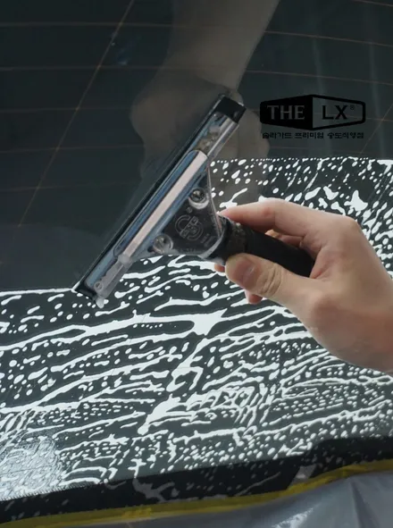 그래서 후회하지 않을 제일 좋은 썬팅필름이 대체 어떤 필름일까요? BMW X6 틴팅시공후기 THE LX 송도직영점 / 인천 연수구 송도동