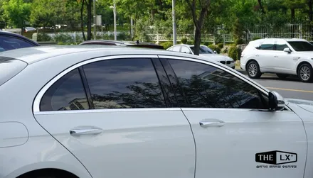 인천송도 벤츠 E220d 자동차썬팅추천! 이제 처음에 한번 제대로 시공 후 틴팅재시공하지마세요~ / 인천 연수구 송도동