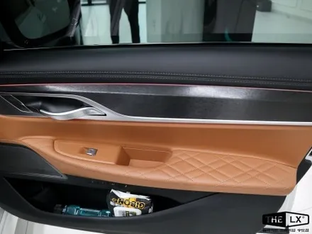 BMW 6시리즈 그란투리스모! 6GT 실내랩핑 브러시트 블랙 메탈릭 / 인천 연수구 송도동