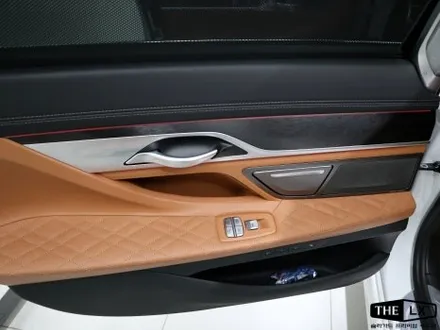 BMW 6시리즈 그란투리스모! 6GT 실내랩핑 브러시트 블랙 메탈릭 / 인천 연수구 송도동