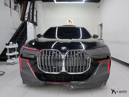 BMW i7 투톤 컬러ppf 인디비주얼 투톤 에디션 드라이빗그레이 인천송도 와이오토 / 인천 연수구 송도동