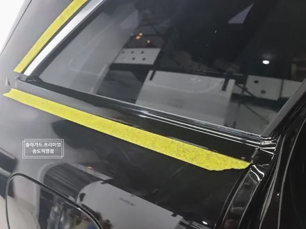 인천 랩핑 벤츠 GLC 220d 크롬죽이기 랩핑시공으로 관리와 드레스업의 1석2조!! (솔라가드 프리미엄 송도직영점) / 인천 연수구 송도동