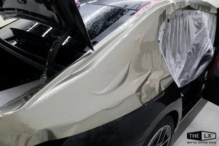 BMW i7 투톤 컬러 ppf,앞 범퍼 다이노쉴드 ppf 시공 PPF의 장점은? / 인천 연수구 송도동