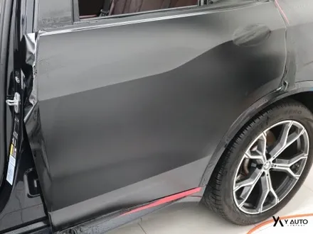 강렬함의 완성, 무광 블랙과 크롬죽이기로 재탄생한 BMW X5 / 인천 연수구 송도동