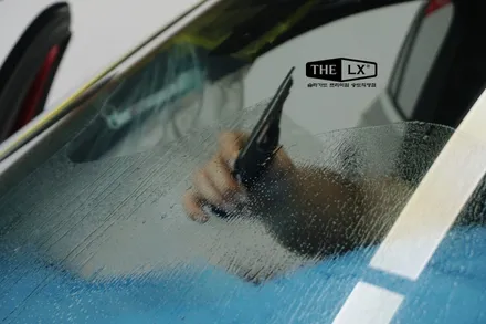 그래서 후회하지 않을 제일 좋은 썬팅필름이 대체 어떤 필름일까요? BMW X6 틴팅시공후기 THE LX 송도직영점 / 인천 연수구 송도동