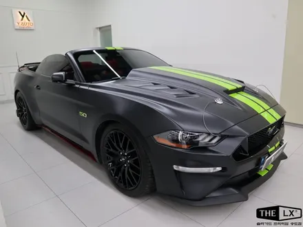 포드 머스탱 GT 5.0 전체 랩핑 제거 재시공 사틴블랙, 데칼 포인트 / 인천 연수구 송도동