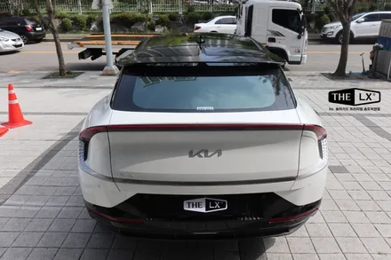 인천송도 기아 EV6 옵션보다 저렴한 금액으로 파노라마썬루프 느낌 제대로 풍기는 방법! 루프스킨 랩핑시공이 답이죠!! / 인천 연수구 송도동