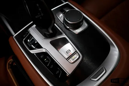 BMW 6시리즈 그란투리스모! 6GT 실내랩핑 브러시트 블랙 메탈릭 / 인천 연수구 송도동