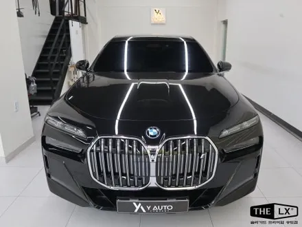BMW i7 투톤 컬러 ppf,앞 범퍼 다이노쉴드 ppf 시공 PPF의 장점은? / 인천 연수구 송도동
