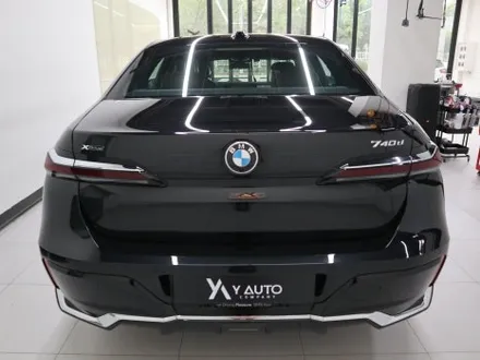 BMW 740D 투톤랩핑 듀오톤랩핑 블랙 실버 / 인천 연수구 송도동