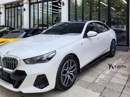 BMW 520i 티타늄 썬팅시공으로 빛나는 5시리즈 매력 / 인천 연수구 송도동