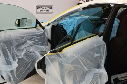 인천 송도 썬팅 (틴팅), 랩핑 벤츠 CLS 350d 솔라가드 프리미엄 티타늄 & 탑폴리에 루프스킨 블랙 시크 고급미 셋뚜셋뚜!! / 인천 연수구 송도동