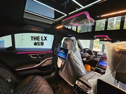 인천 벤츠 S클래스 S500 액티브 엠비언트, 4D부메스터, 천장 부메스터 스피커, 피아노라커트림 교체 시공 / 인천 연수구 송도동