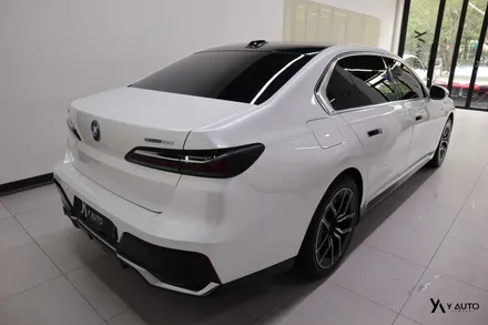 어둠을 벗고 빛을 입다. BMW i7 전체 컬러 PPF / 인천 연수구 송도동