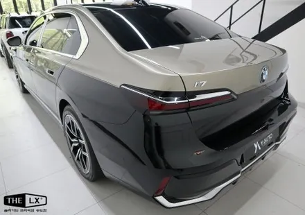 BMW i7 투톤 컬러 ppf,앞 범퍼 다이노쉴드 ppf 시공 PPF의 장점은? / 인천 연수구 송도동