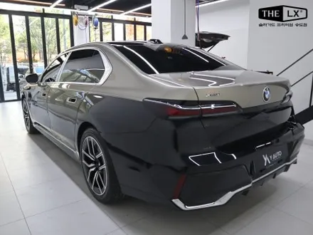 BMW 7시리즈 740d  투톤(듀오톤) 컬러 PPF 실내 PPF 시공 / 인천 연수구 송도동