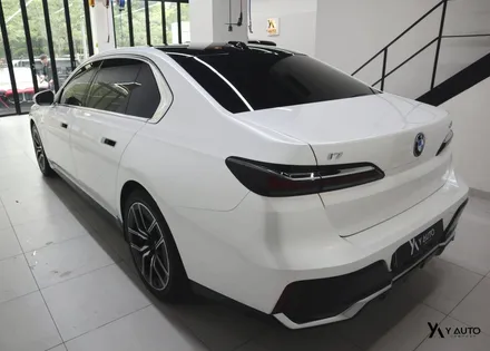 어둠을 벗고 빛을 입다. BMW i7 전체 컬러 PPF / 인천 연수구 송도동