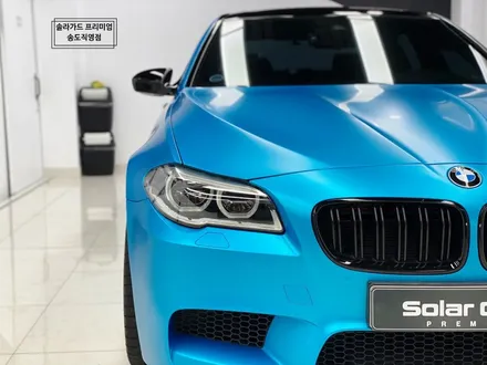 인천 랩핑 잘하는 곳 / BMW F10 M5 satin ocean shimmer (사틴오션쉬머) 전체랩핑 / 인천 연수구 송도동
