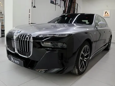 BMW 740D 투톤랩핑 듀오톤랩핑 블랙 실버 / 인천 연수구 송도동