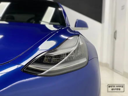 인천 랩핑 추천 / 테슬라 모델3 화이트에서 Gloss Deep Blue Metallic (유광 딥블루 메탈릭)으로 화려한 변신!! / 인천 연수구 송도동
